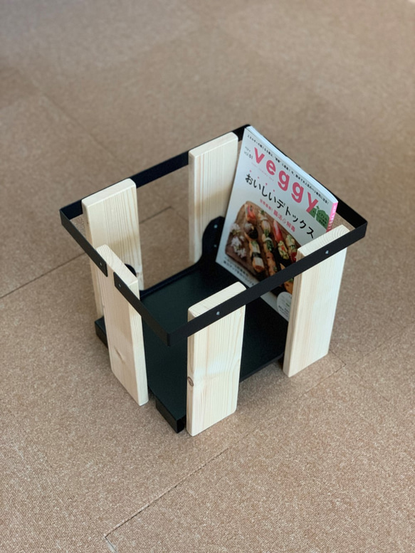 マガジン・新聞ストッカーnatural wood 3枚目の画像