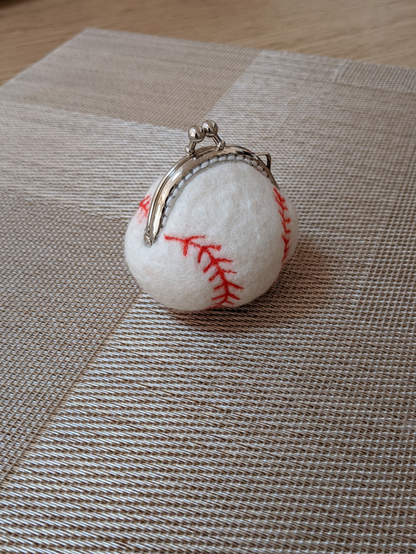 【受注製作】野球ボールがま口⚾ 7枚目の画像