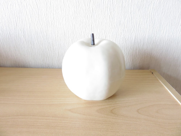 客製化白蘋果陶瓷雕像 第5張的照片