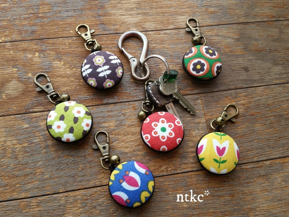 ファミリア 花柄 キーリング付き〘 お値下不可〙 おすすめプチギフト♪【チャーム】｜ファミリアファミリア芦屋