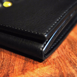 黒猫の長財布 （内装：炭黒）約244ｇ  シボ革　猫目選べます♪ 3枚目の画像