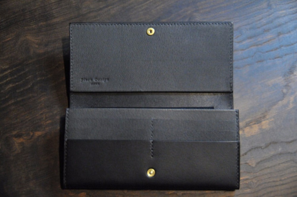 黒猫の長財布 （表革：TEMPESTI社、内装：ダークグレー／ブラック）約249ｇ  猫目選べます♪ 3枚目の画像