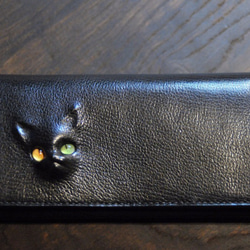 黒猫の長財布  （革：ALRAN社、内装：ダークグレー／ブラック）約228ｇ  猫目選べます♪ 2枚目の画像