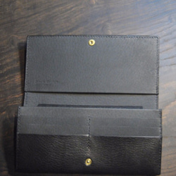 黒猫の長財布  （革：ALRAN社、内装：ダークグレー／ブラック）約228ｇ  猫目選べます♪ 3枚目の画像