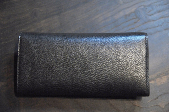 黒猫の長財布  （革：ALRAN社、内装：ダークグレー／ブラック）約228ｇ  猫目選べます♪ 7枚目の画像