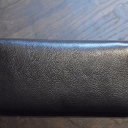 黒猫の長財布  （革：ALRAN社、内装：ダークグレー／ブラック）約234ｇ  猫目選べます♪ 6枚目の画像