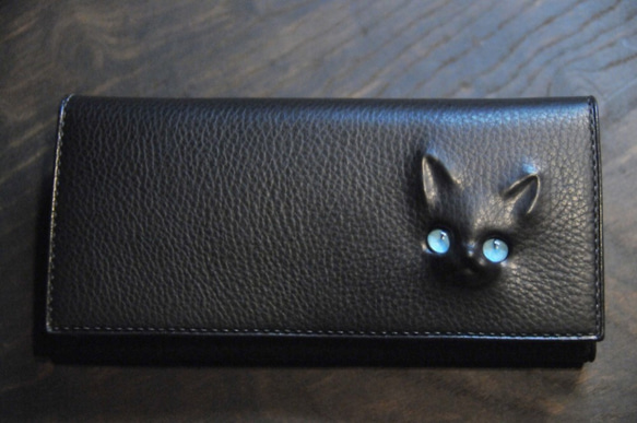黒猫の長財布（表革：conceria800社、内装：ダークグレー／ブラック） 約277ｇ  猫目選択可♪ 2枚目の画像