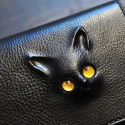 黒猫の長財布A（表革：イタリア VACCHETTA800、内装：キャメル/ブラック） 約225ｇ  猫目選べます♪ 2枚目の画像