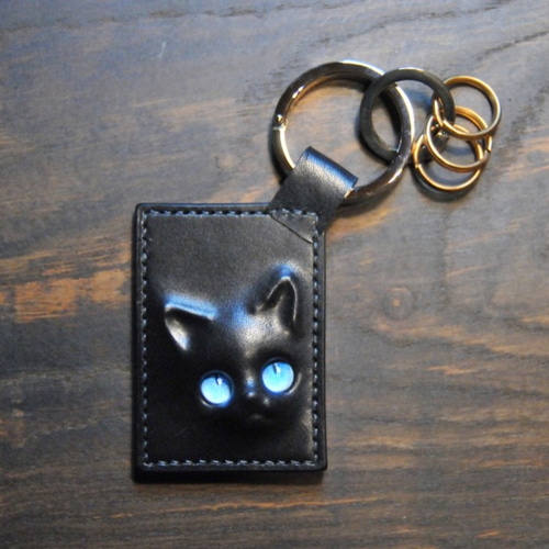 黒猫のキーホルダー（スタバカードミニ専用ポケット付）約58g