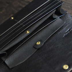 黒猫の長財布（表革：VACCHETTA800、仮セット猫目：琥珀色） 約221ｇ  猫目選べます♪ 6枚目の画像