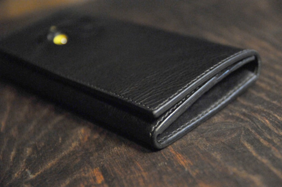 黒猫の長財布（表革：VACCHETTA800、仮セット猫目：イエローeyes）約211ｇ 猫目選べます♪ 6枚目の画像