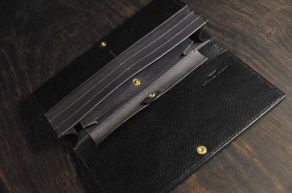 黒猫の長財布（表革：VACCHETTA800、仮セット猫目：ブルーeyes）約253ｇ 猫目選べます♪ 5枚目の画像