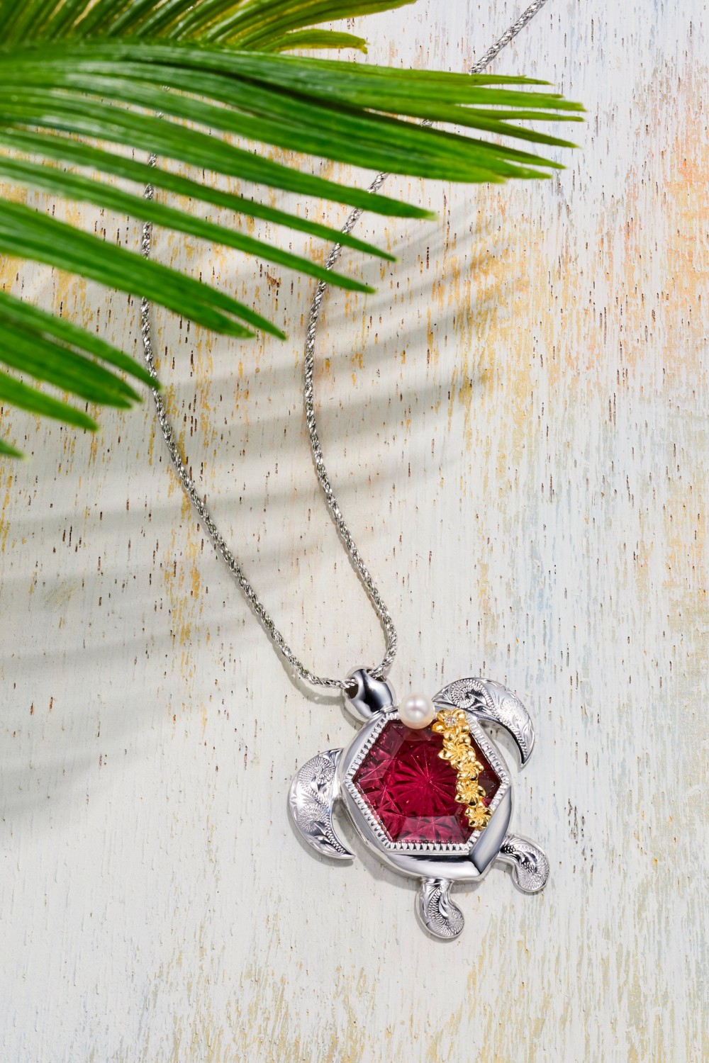 KILIKO　JEWELRY（東京切子）×　ハワイアンジュエリー 　ネックレス　ホヌ　菊　ワインレッド