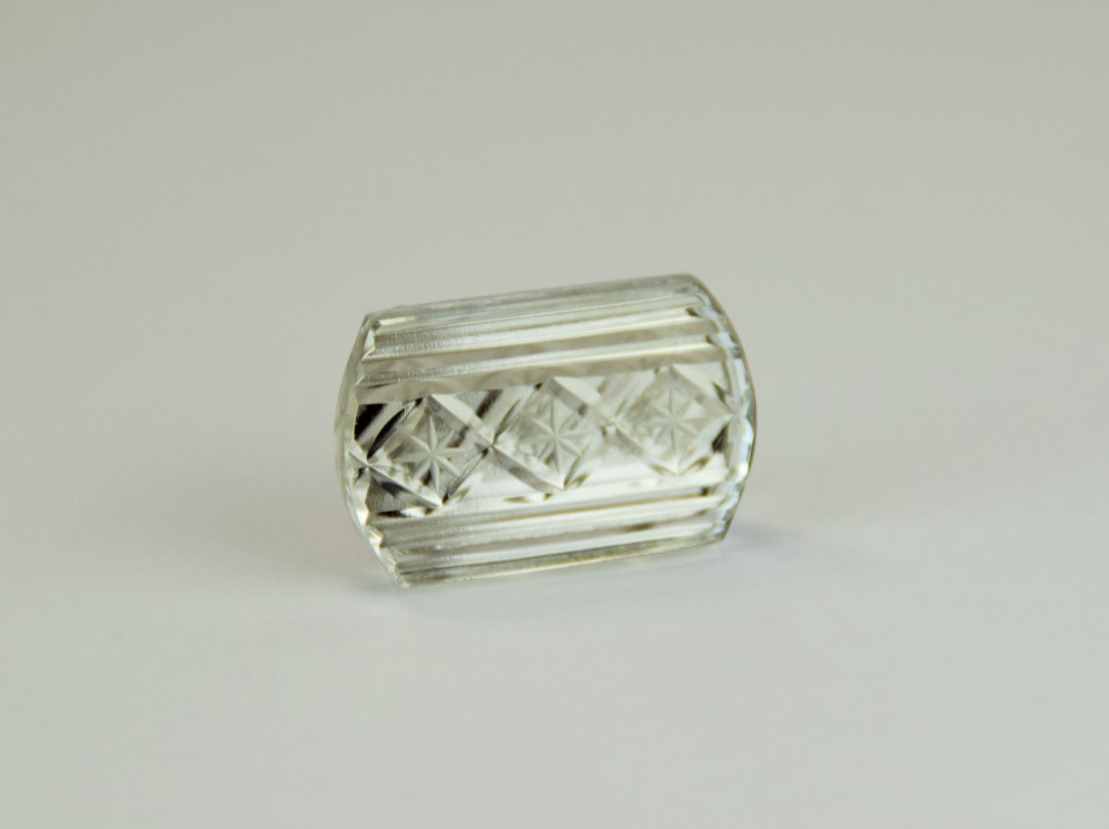 東京切子帯留め　雅清流　～みやびせいりゅう～　クリアー