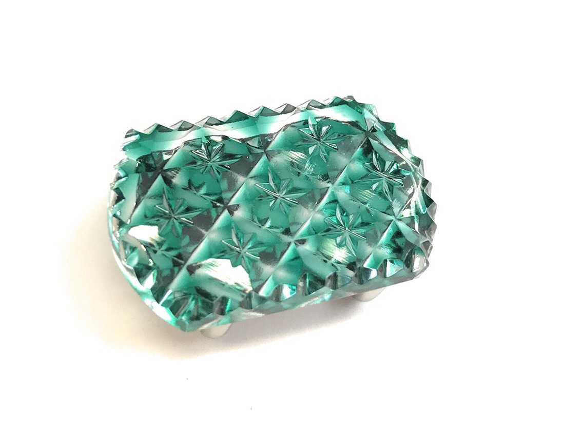 東京切子帯留め 　お太鼓 　輝七宝～かがやきしっぽう～　ダークグリーン