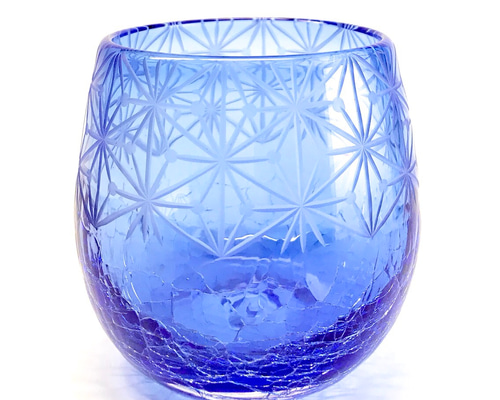 バカラ高級ライン　珍品被せ青ガラス　切子花瓶　共箱　東Y7-0220☆1Fトルコ バカラ高級ライン 珍品被せ青ガラス 切子花瓶 共箱 東Y7-0220