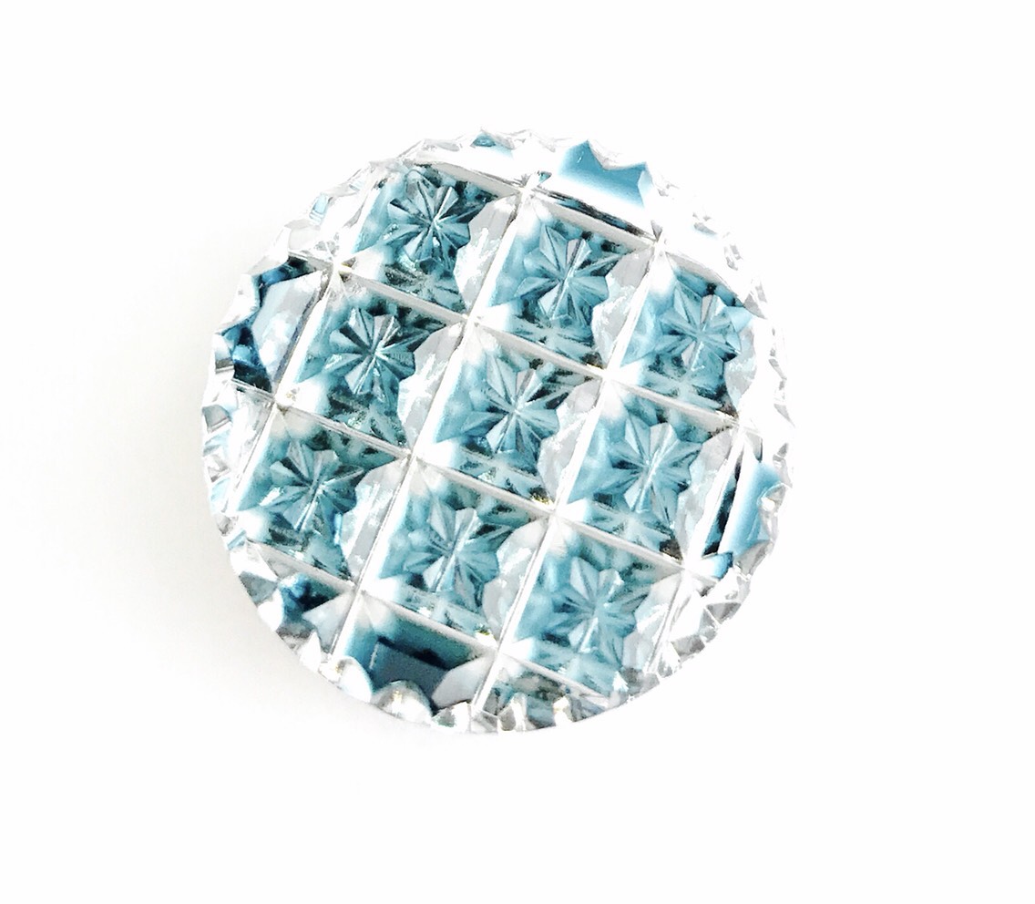 東京切子帯留め　丸　輝市松　～かがやきいちまつ～　/　ダークブルー