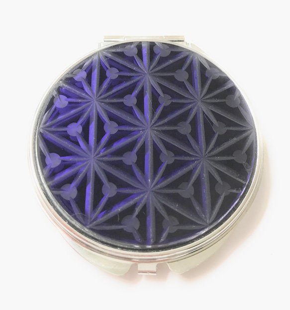 Tokyo Kiriko (Hana Kiriko) Compact Mirror Chiyogami Purple Futur 第2張的照片