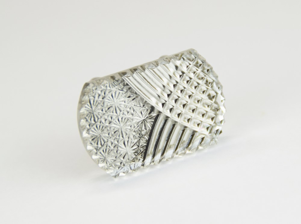 東京切子帯留め　お太鼓　流菊　クリアー