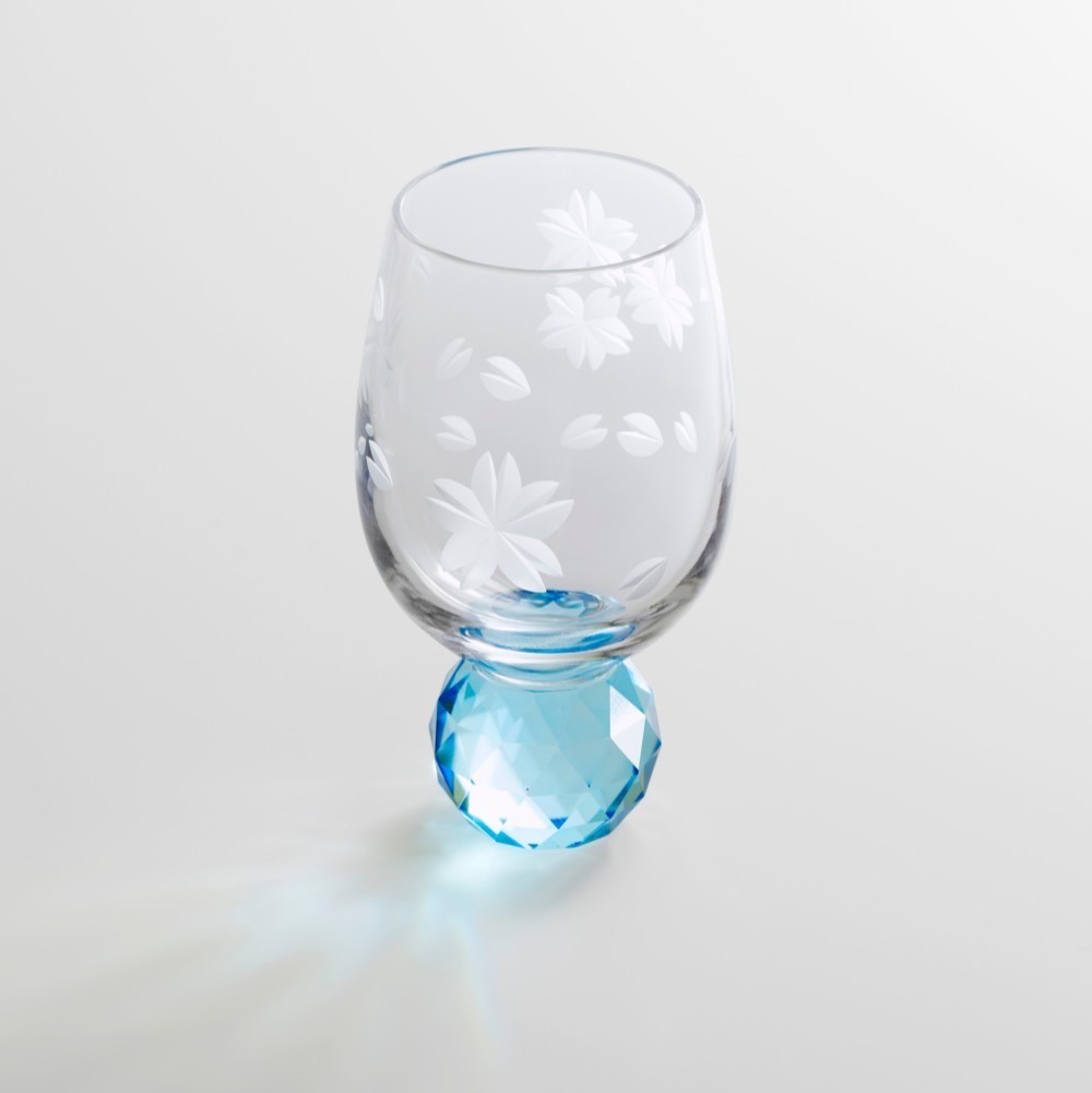 キラキラ東京切子　ぐい吞み　桜　ライトブルー