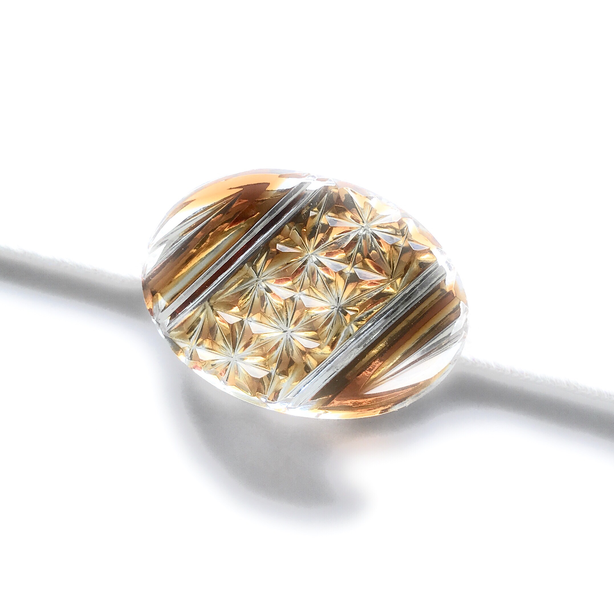 東京切子帯留め  Tradition  オーバル　アンバー