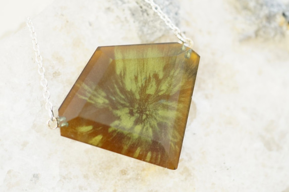 △▶▽ウミノガラス SEAGLASS PENDANT -M- 7枚目の画像