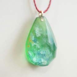 △ ▶ ▽ Umino Glass SEAGLASS PENDANT -T- 第5張的照片