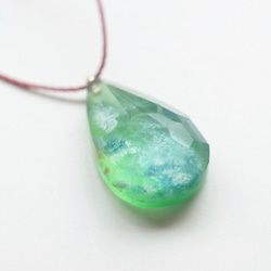 △ ▶ ▽ Umino Glass SEAGLASS PENDANT -T- 第6張的照片