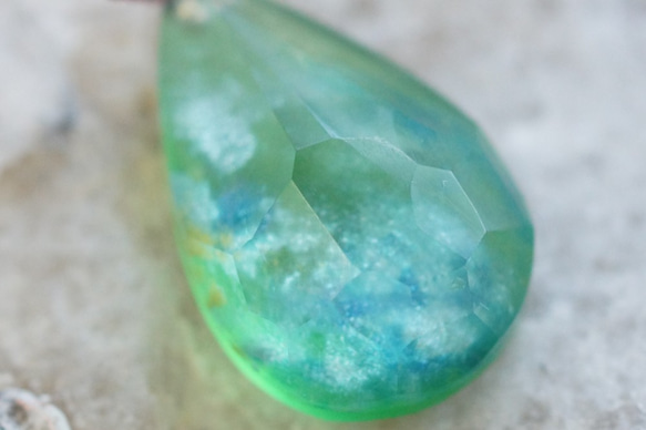 △ ▶ ▽ Umino Glass SEAGLASS PENDANT -T- 第8張的照片