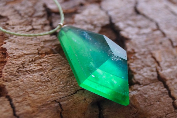 △▶▽ウミノガラス SEAGLASS PENDANT -i- 6枚目の画像