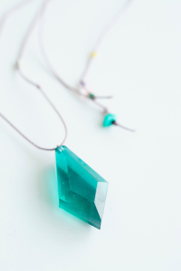 △▶▽ウミノガラス SEAGLASS PENDANT -o- 6枚目の画像