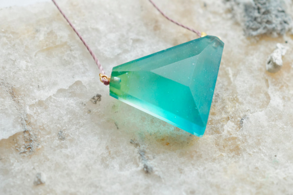 △▶▽ウミノガラス SEAGLASS PENDANT -o- 8枚目の画像