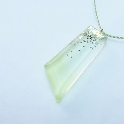 △▶▽ウミノガラス SEAGLASS PENDANT -y- 2枚目の画像