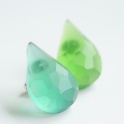 △▶▽ウミノガラス (SeaGlass） ピアス i 1枚目の画像