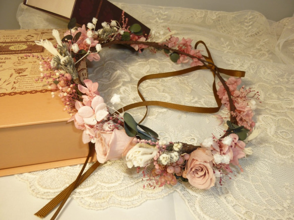 バラと小花の花冠（モーブピンク）受注製作 3枚目の画像
