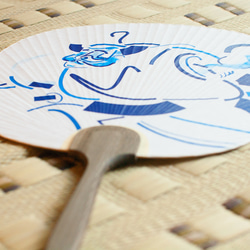 うるおいありえもんの団扇 3枚目の画像