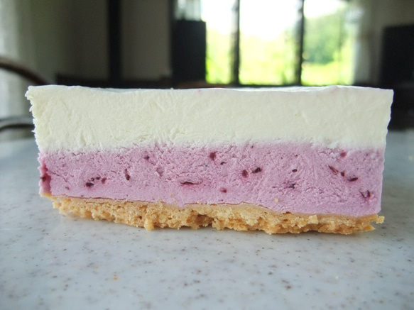ブルーベリーヨーグルトチーズケーキ（18センチ）【冷凍便】 2枚目の画像