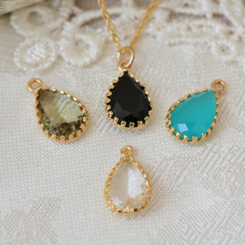 ☆再入荷☆GN54ゴールドドロップネックレス ネックレス・ペンダント  