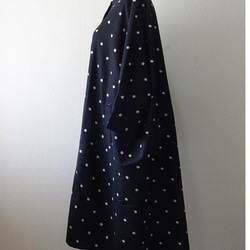 en-enウール混紡・冬のドルマン袖コート・ドット刺繍黒×白ドット 8枚目の画像