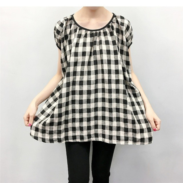 en-en・リネン・ブロック黒ベージュ・フレンチ袖ゆったりプルオーバー 2枚目の画像