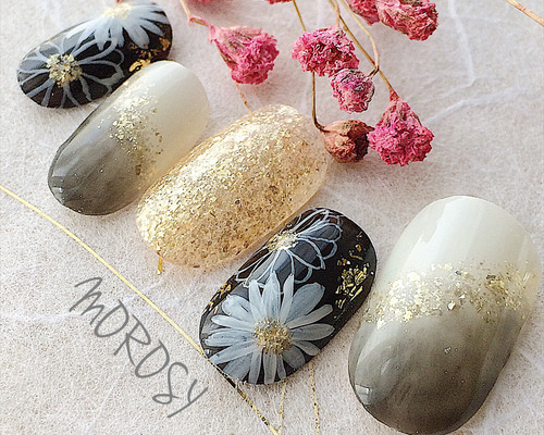 MOROSY76☆和装 黒 ブラック 白 振袖 成人式 結婚式 ネイルチップ