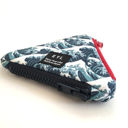 EYL Triangle Coin Purse "Hokusai Waves"（受注制作） 4枚目の画像