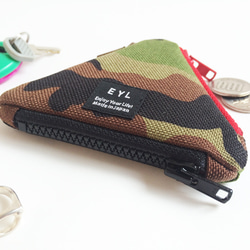 EYL Triangle Coin Purse "Nylon Camo"（受注制作） 3枚目の画像