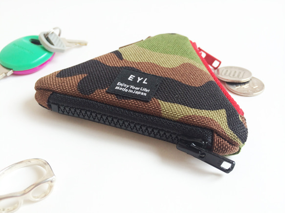 EYL Triangle Coin Purse "Nylon Camo"（受注制作） 3枚目の画像