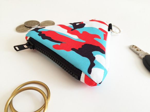 EYL Triangle Coin Purse "Nishiki-Goi"（受注制作） 4枚目の画像