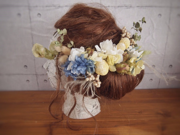 ~full bloom~ プリザーブドフラワーのヘッドドレス 1枚目の画像