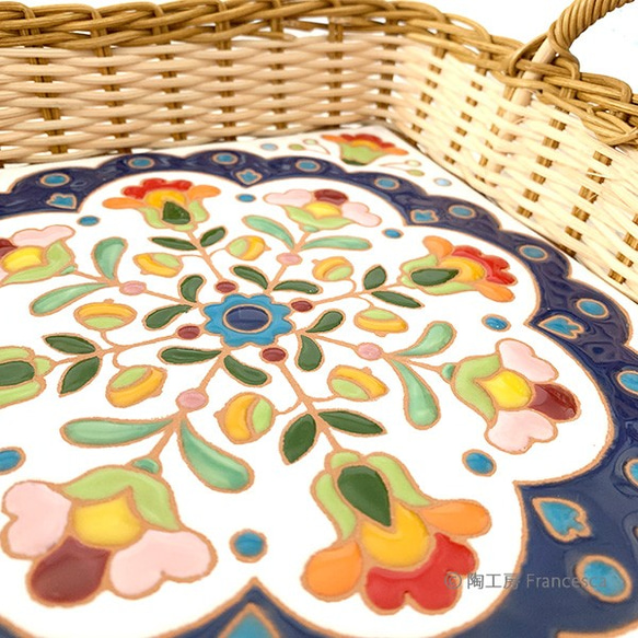 西班牙瓷磚方形籃托盤“桌巾花藍色” 第3張的照片