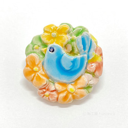 スペインタイルのキャンディみたいな2Wayブローチ・ペンダント：花鳥ブルーR001 1枚目の画像