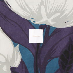 ネイビーフローラル コットンエプロン 肩紐バッククロス型 花柄  jubileeapronfl001 7枚目の画像