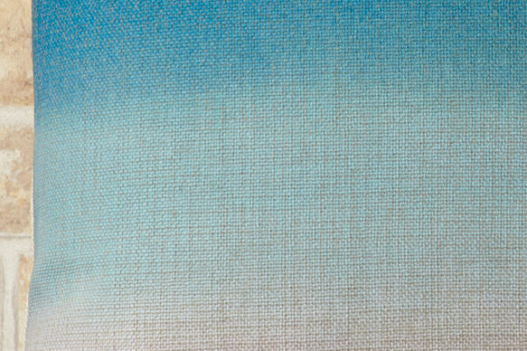 クッションカバー 45×45cm グラデーション ブルー  モーニング jubileecushionse400a 4枚目の画像